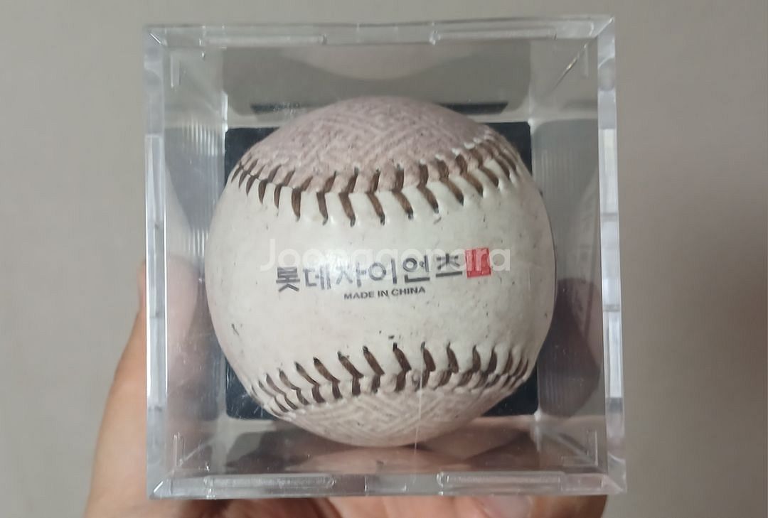 최강야구 4번타자 롯데심장 이대호 은퇴 친필 싸인볼--2