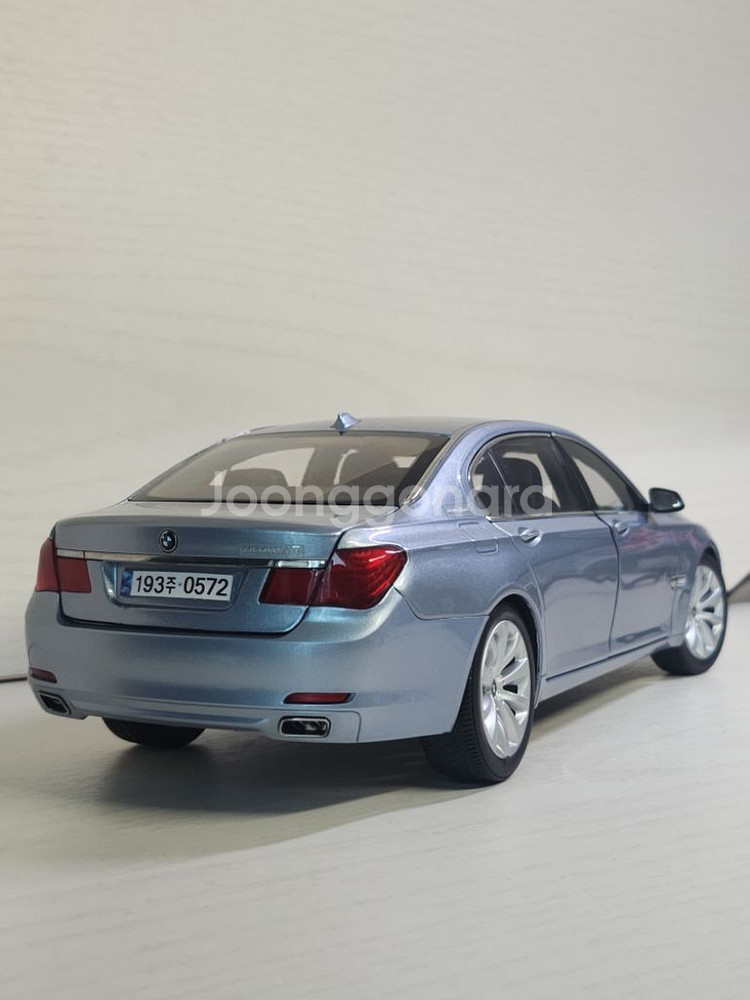 교쇼 1:18 BMW 7시리즈--1