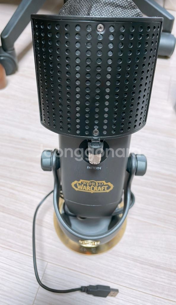 블루예티x 와우 에디션 , 마이크암 , 쇼크마운트 콘덴--1