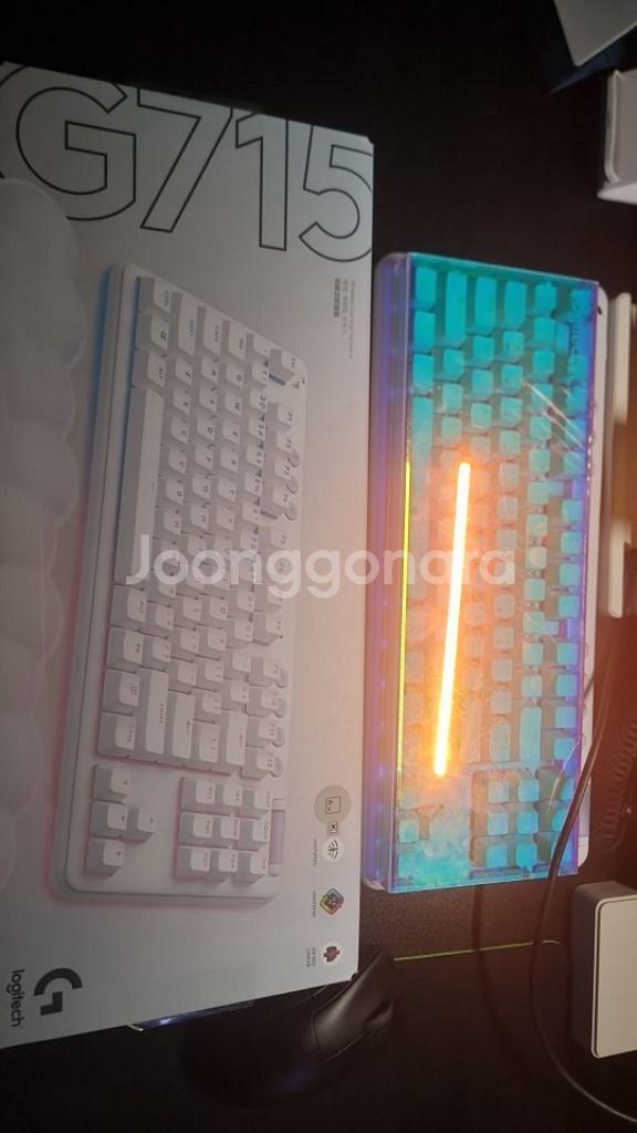 g715 로지텍 오로라 키보드+ 정품분홍키캡--3