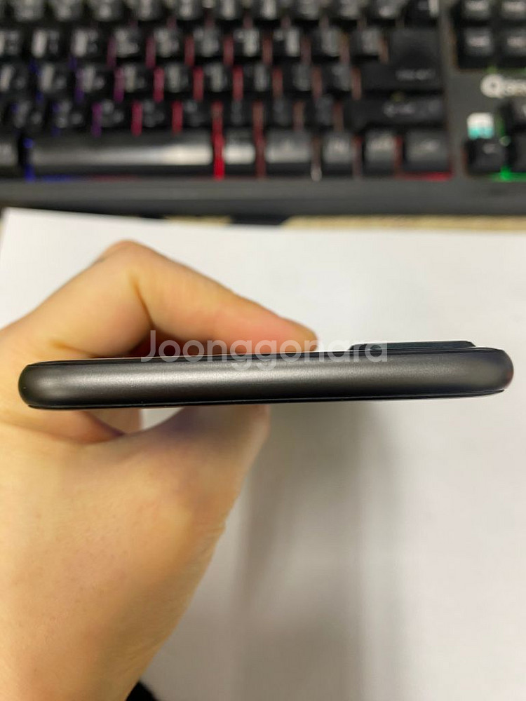 아이폰8플러스 스그 특SSS급 64GB 배터리100%--3