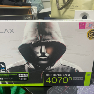 갤럭시 4070Ti Super 화이트 팝니다.