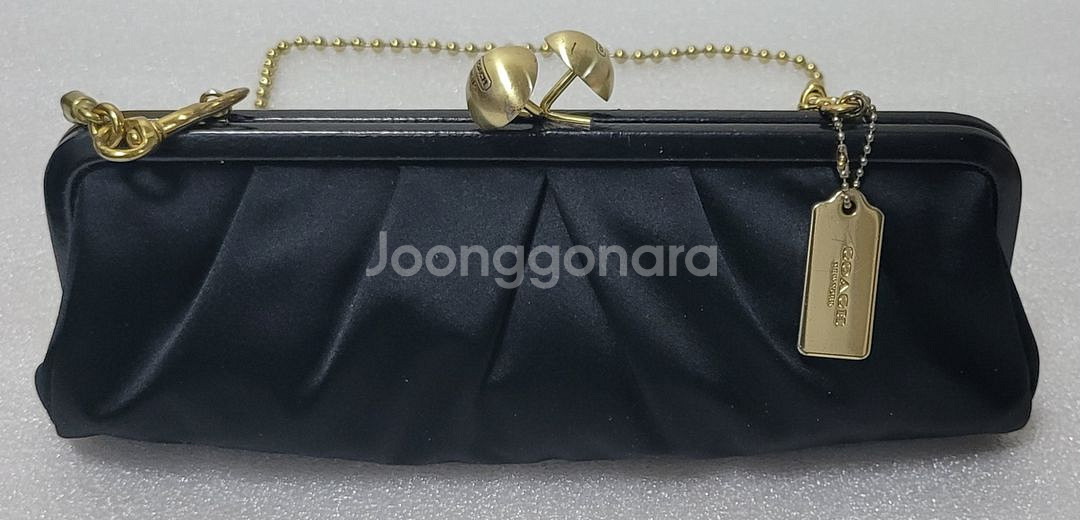 코치 COACH 시그니처 서플레트 천 숄더백 클처치--1