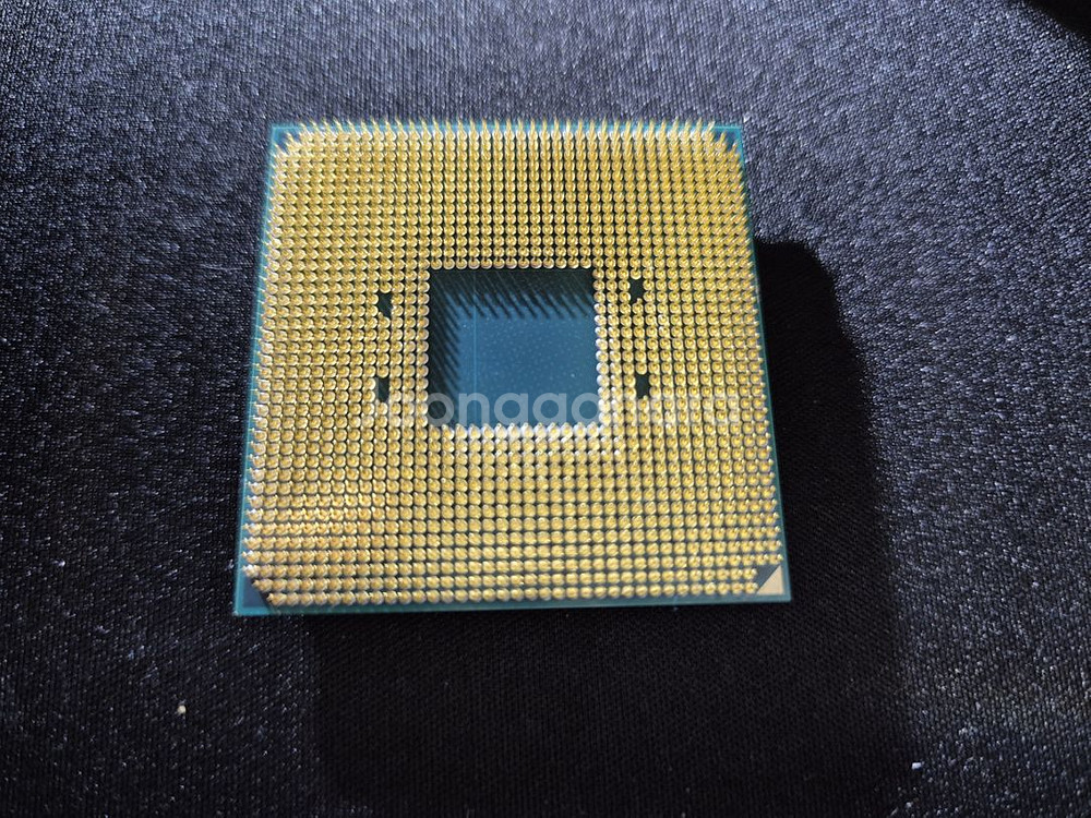 AMD 라이젠 7 3700X 판매합니다.--1