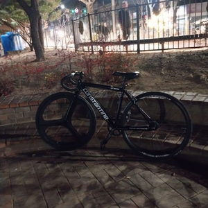 콘스탄틴 팝니다
