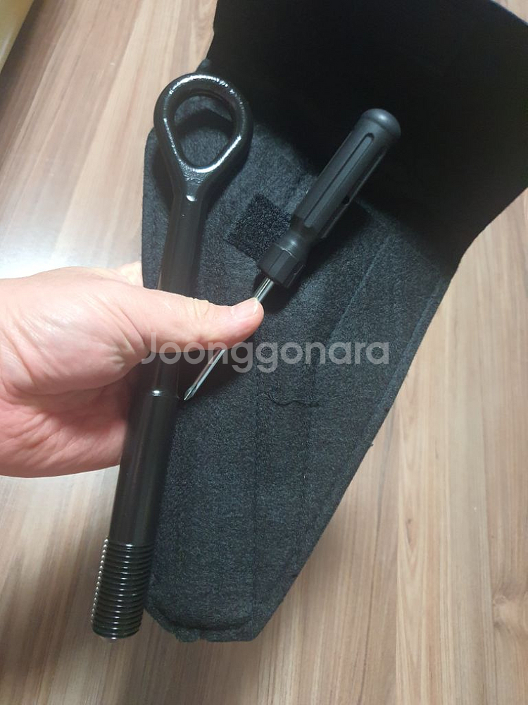 [새제품] 타이어 모빌리티 키트 팔아요.--6