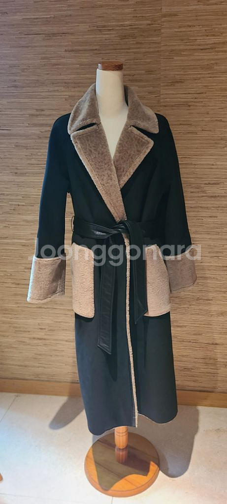 타하리 인조 무스탕 롱코트--6