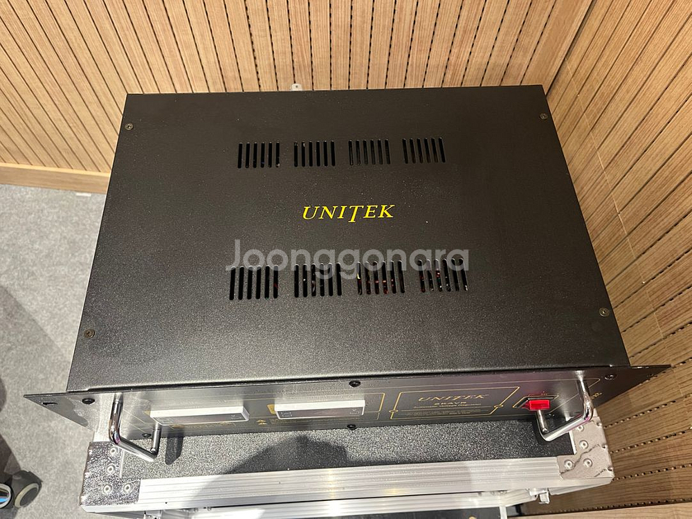 AVR--1