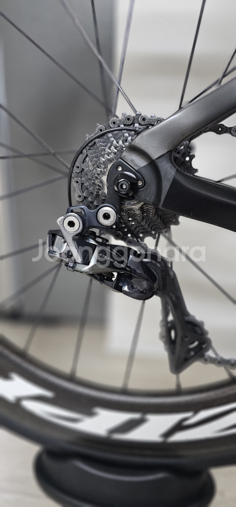 CEEPO VIPER R--8