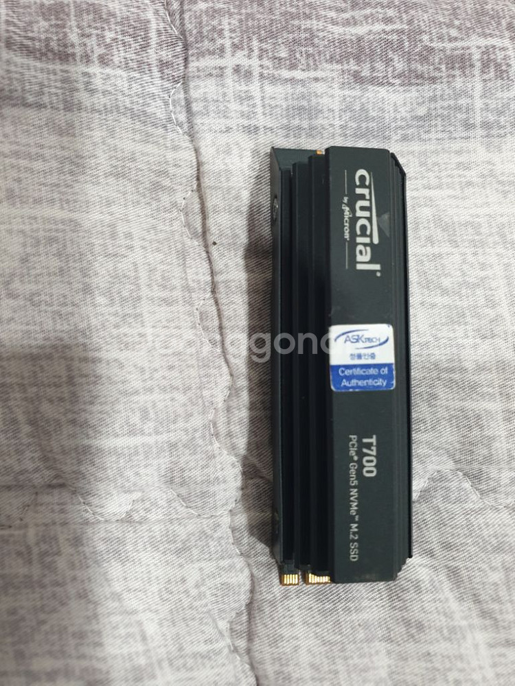 마이크론 크루셜 t700 4tb 히트싱크 거의새것 정품--4
