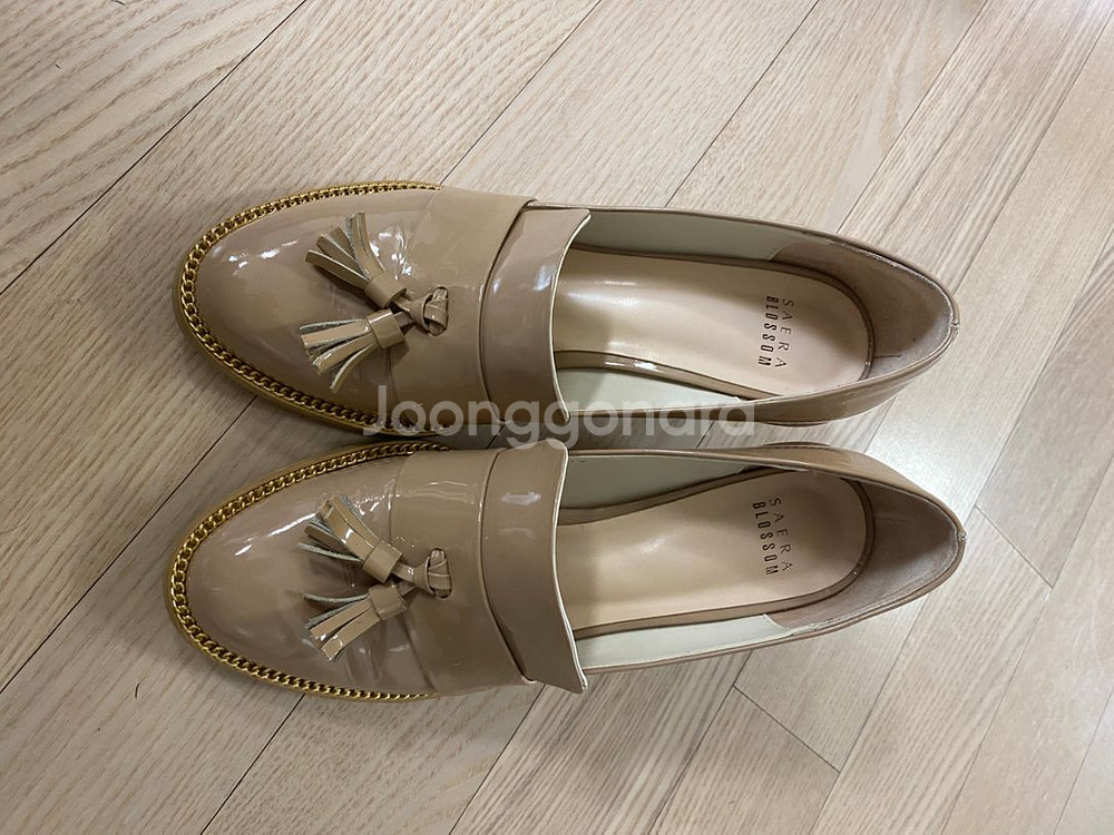 세라 에나멜 로퍼 베이지 235 6cm--1