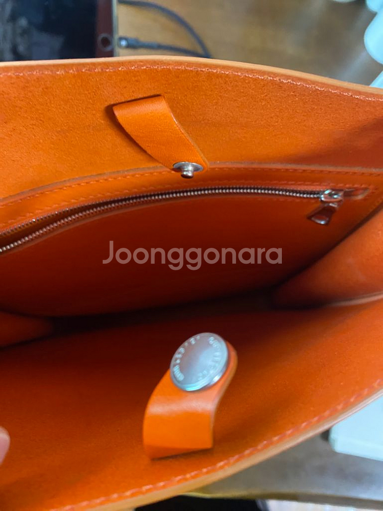 아워레가시 서브 토트백--1