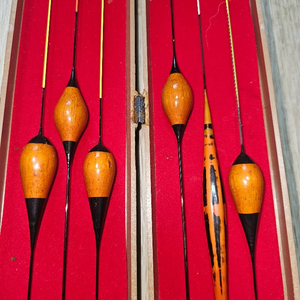 이화요수 민물낚시찌 6개 케이스 포함