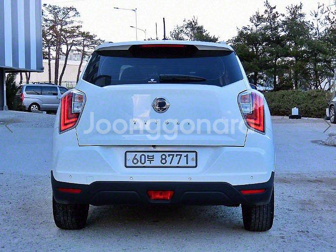 @19년식 베리 뉴 티볼리 1.5 가솔린 2WD V5--3