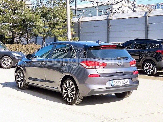 @17년식 i30 PD 1.4 터보 프리미엄 전국최저--2