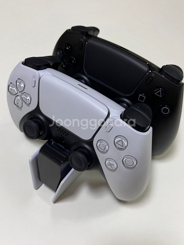PS5 슬림 풀박스 + 정품 거치대 등 일괄급처--8