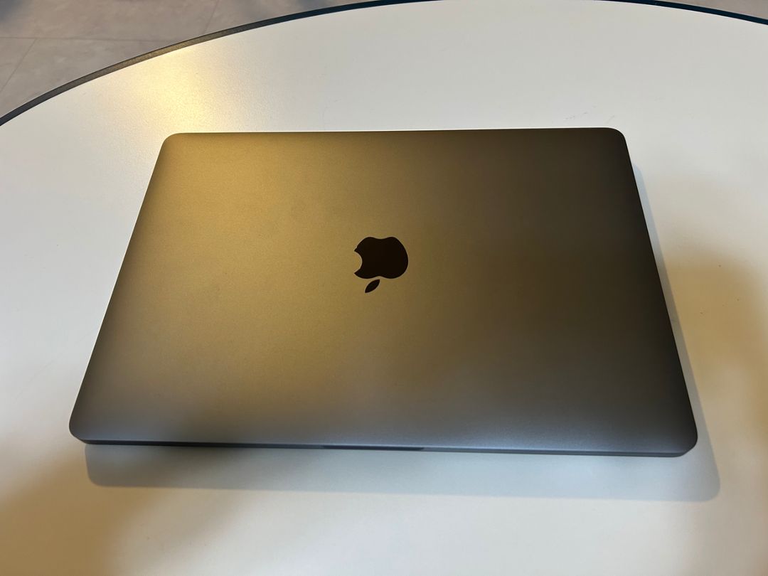 맥북프로 13 2020CTO i7 / 32g / 1tb