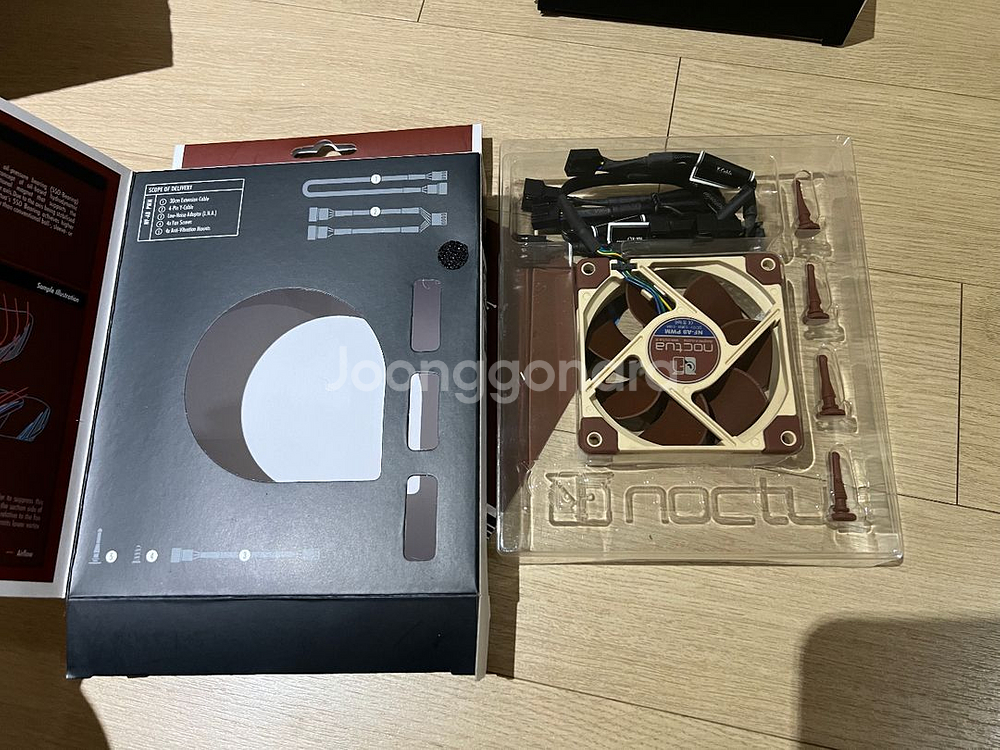 녹투아 쿨링팬 NF-A8 5V 80mm 팝니다--1