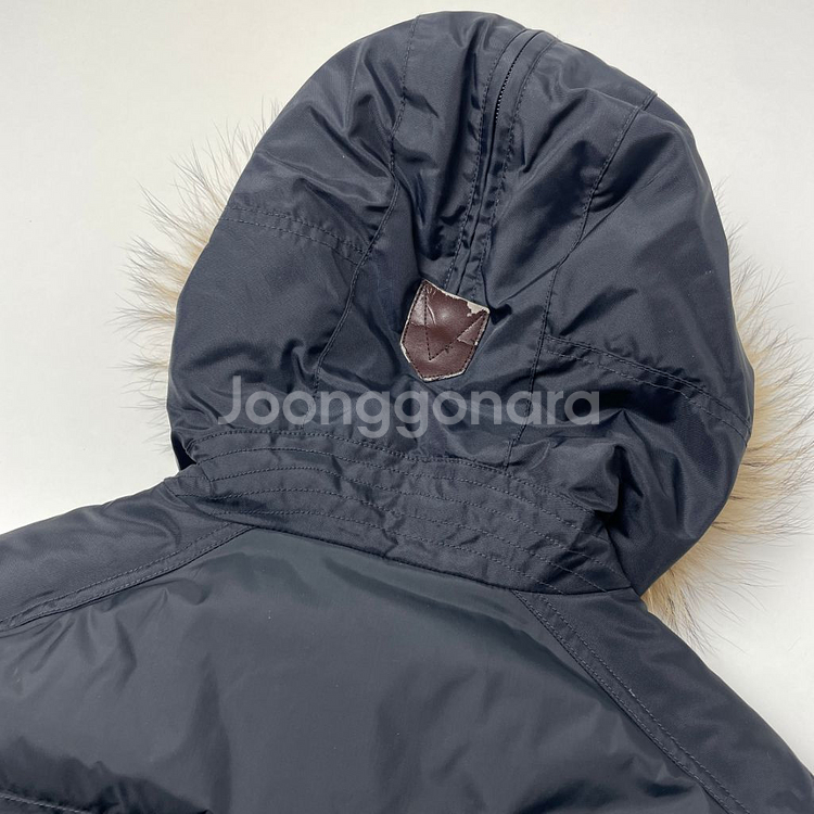 [택포] 썰스데이 아일랜드 여성 오리 덕다운 패딩 블랙--3