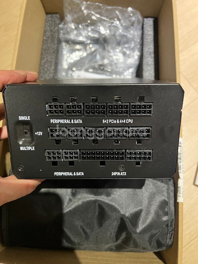 커세어파워 HX1200 팝니다--4