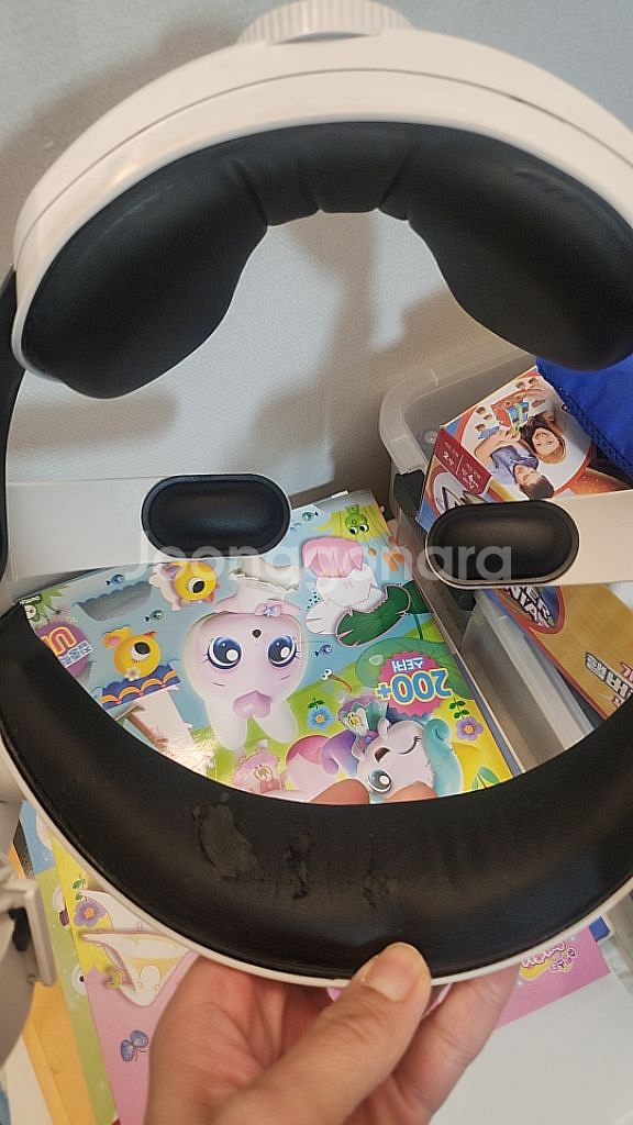 오큘러스 퀘스트2 256기가 입니다--1