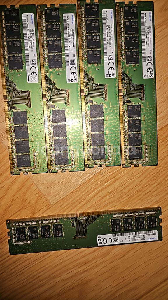 DDR4 16GB 4개, 8GB 팝니다 3200--1