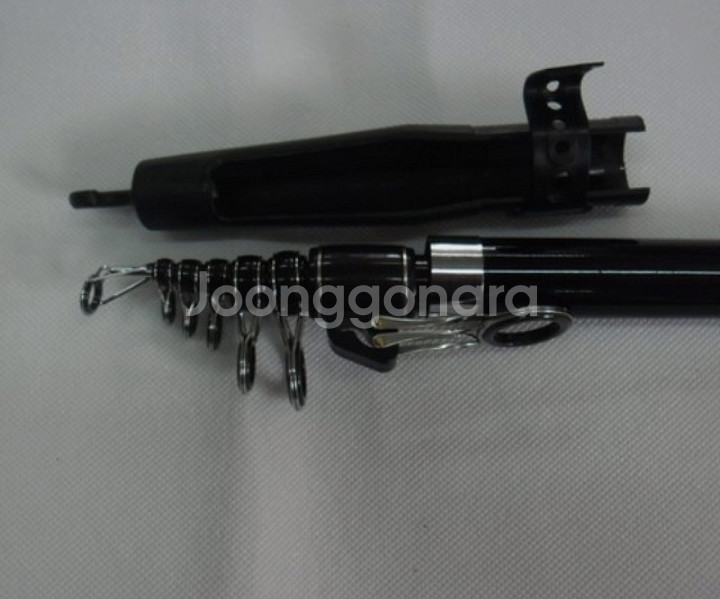 카본원투대450 2대+5000번릴2대+릴줄+삼각받침대--1