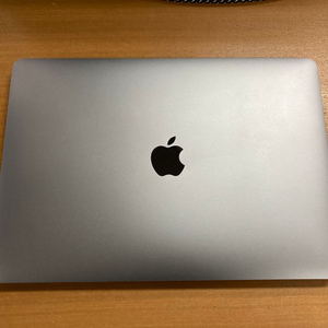 13인치 2020 맥북프로 인텔 i7 16GB