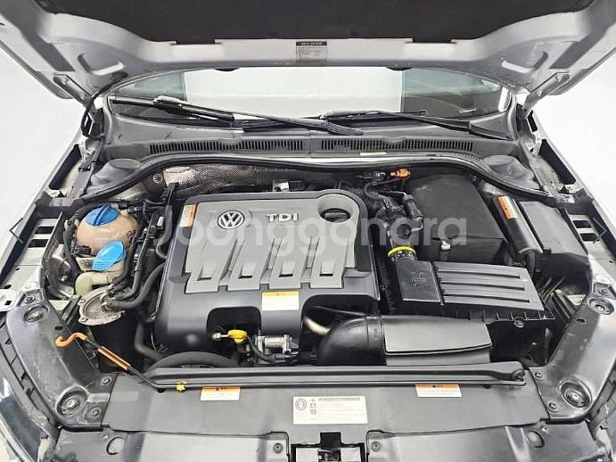 @14년식 제타(6세대) 2.0 TDI 전국최저가격--4