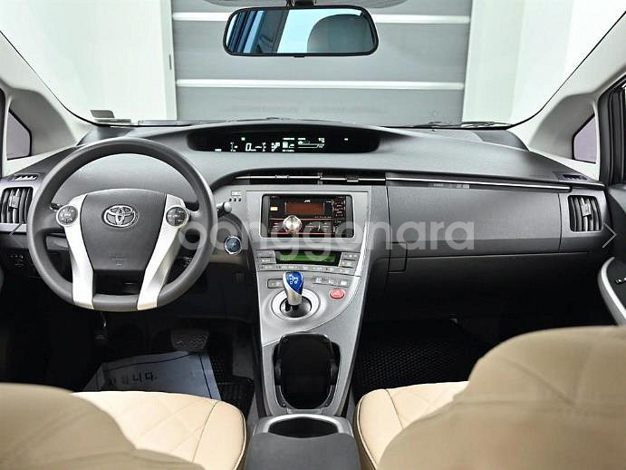 @13년식 프리우스(3세대) 전국최저가격--6