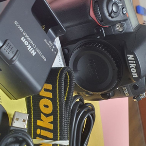 니콘 D7000 만컷
