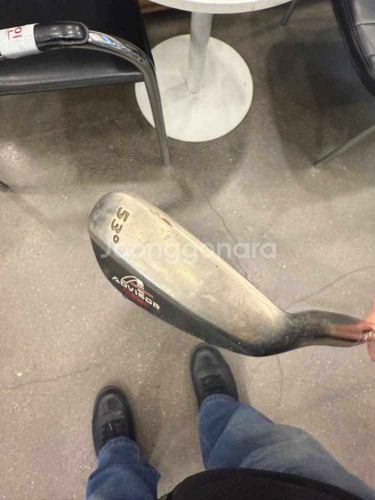 어드바이저 53도 웨지 경량스틸 팝니다.--1
