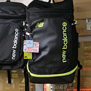 뉴발란스 40L 스포츠 백팩