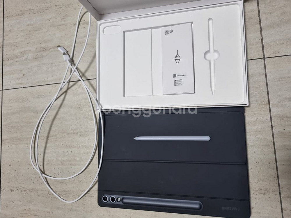 갤럭시탭 s10+wifi 256gb/정품 키보드케이스--5