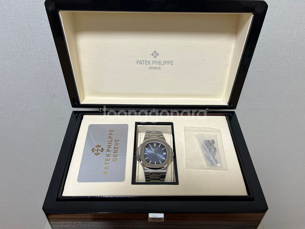 파텍필립 5811/1G-001 화이트 골드 청판--0