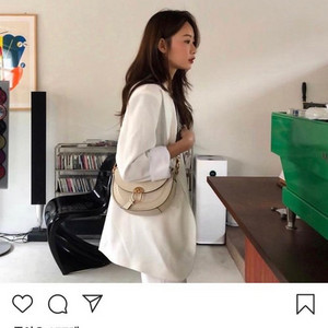 러브캣 데미세끌레 아이보리 새들백 판매