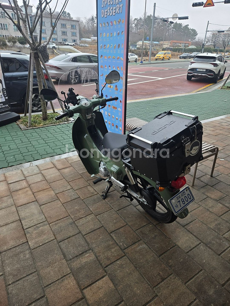 슈퍼커브110 25년식 판매합니다--2
