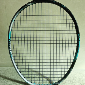 요넥스 88d pro 4u 3세대 팝니다.