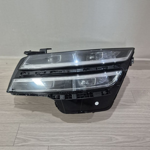제네시스 G80 좌측(운전석) LED 헤드라이트