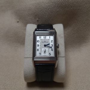 예거 르쿨트르 리베르소 클래식 미디엄 스몰세컨즈