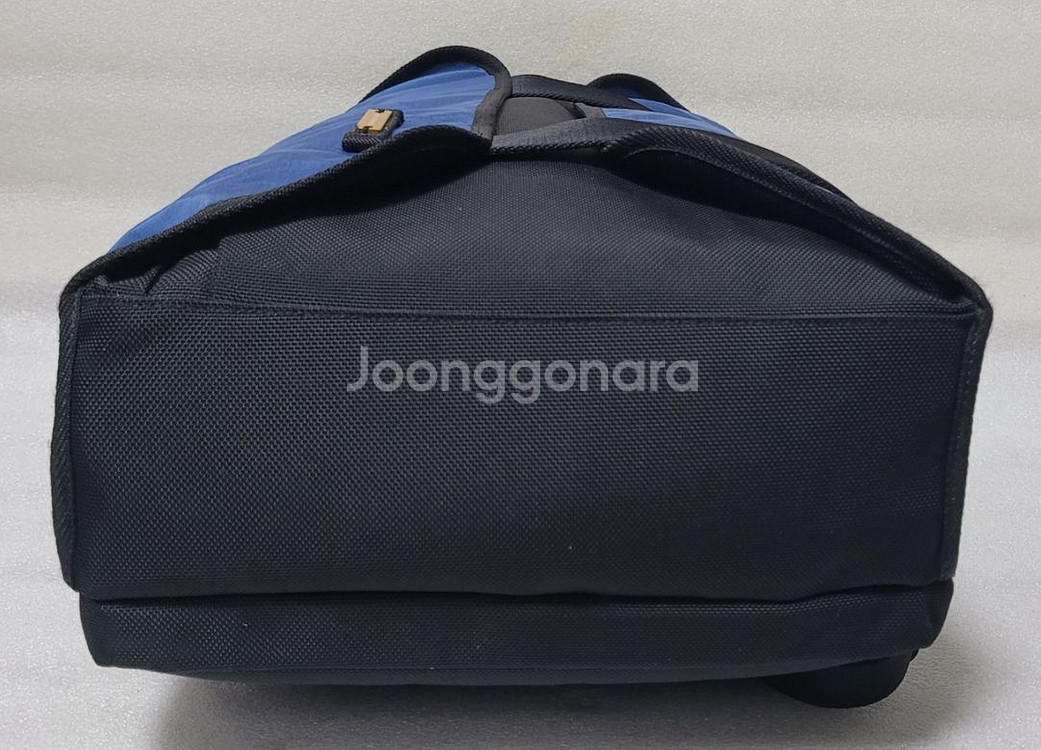 만다리나덕 MANDARINA DUCK 커버장착 노트북백--6