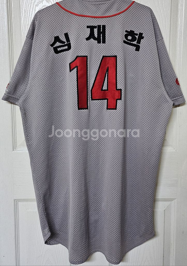 기아타이거즈 2004 원정 유니폼(심재학 지급, 실착)--1