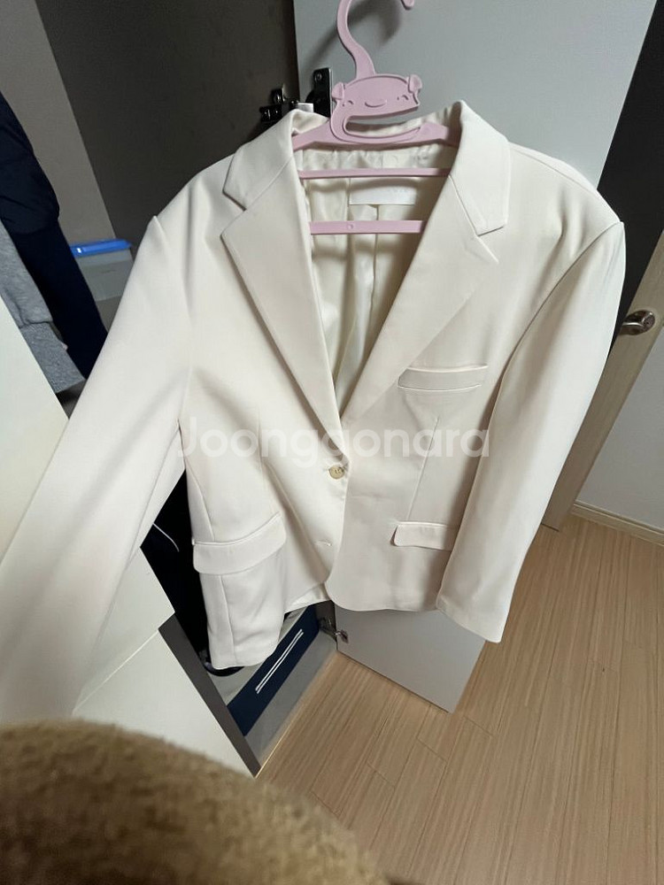 ((3월까지))오버핏 정장 자켓(블랙/화이트)--3