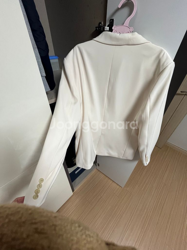 ((3월까지))오버핏 정장 자켓(블랙/화이트)--4