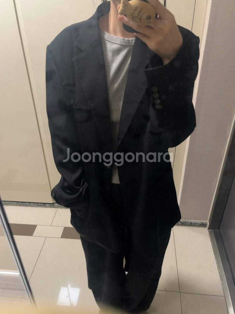 ((3월까지))오버핏 정장 자켓(블랙/화이트)--2