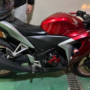 cbr250