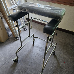 보조 보행기