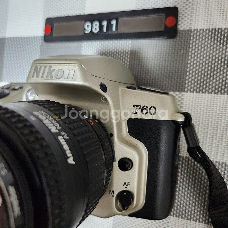 니콘 F 60 필름카메라 35-70mm 줌렌즈--1