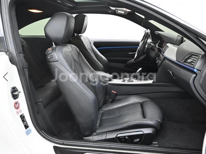 @15년식 4시리즈(1세대) 쿠페 420d M 스포츠--9