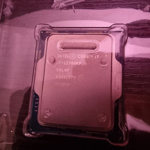 i7 12700KF 팝니다